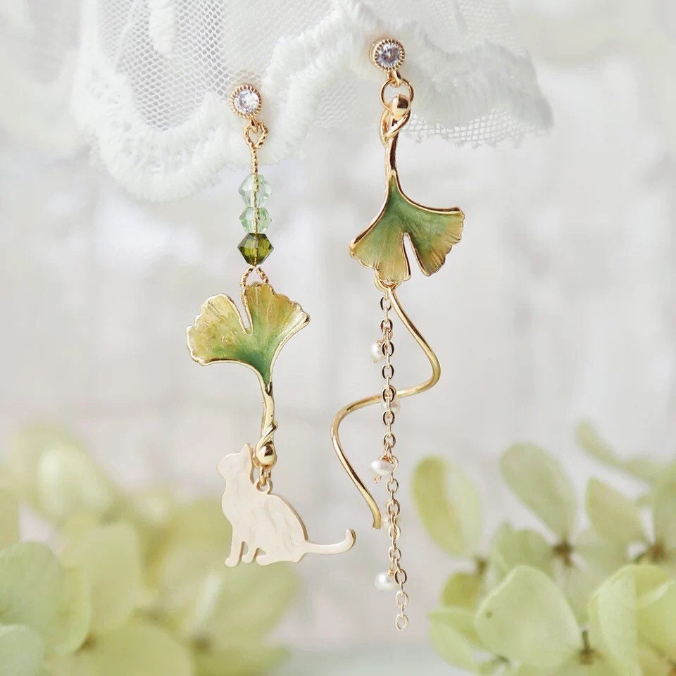 Cat and Leaf Foliage Autumn Earrings