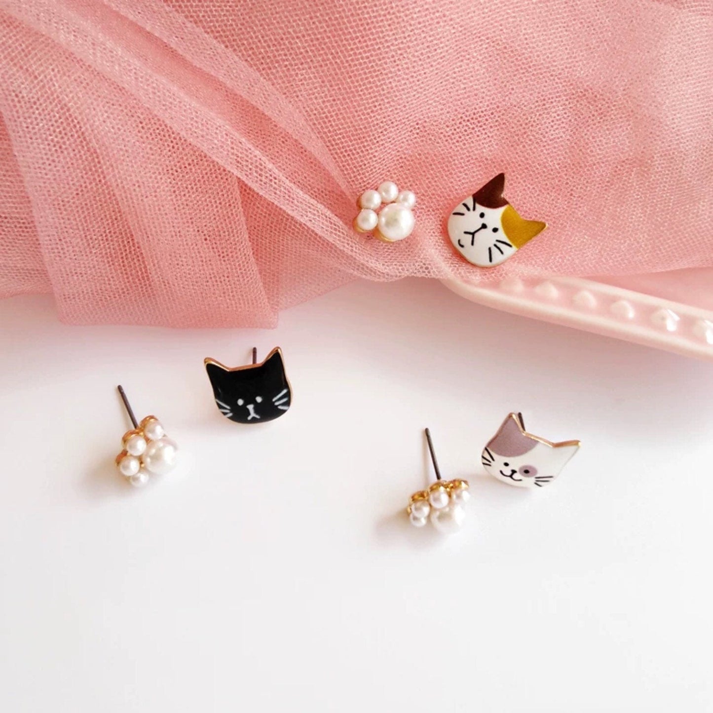 Cat Paw Earrings, Kitten Claw Stud Earrings