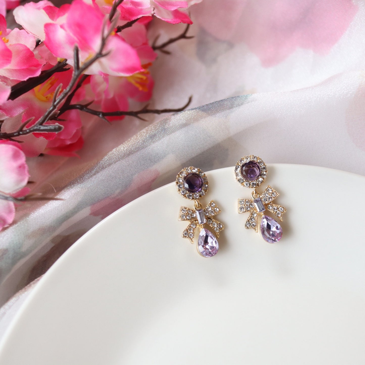 Vintage Gothic Lavender Purple Crystal Ribbon Dangle Earrings