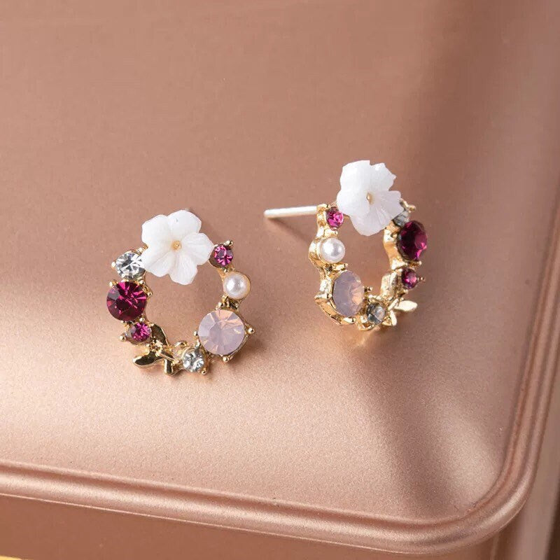 Flower Wreath Sparky Stud Earrings