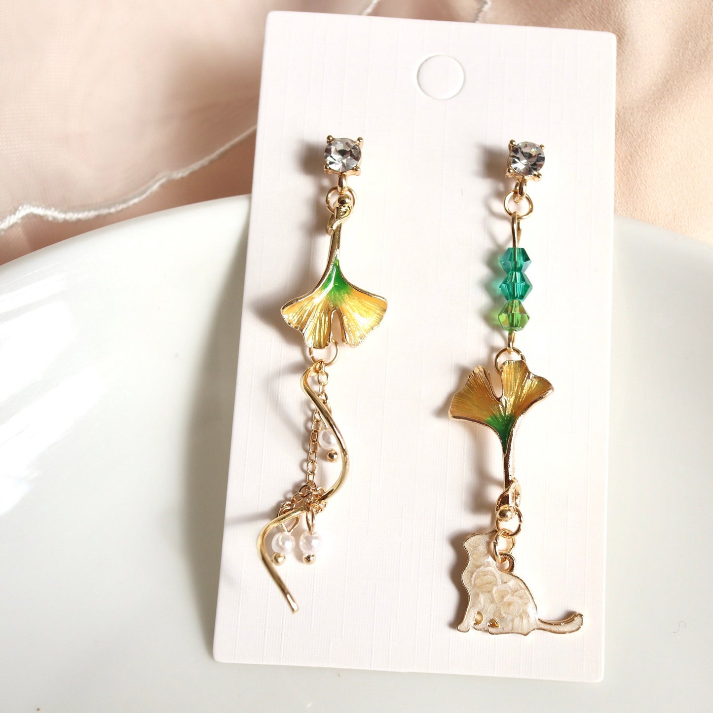 Cat and Leaf Foliage Autumn Earrings