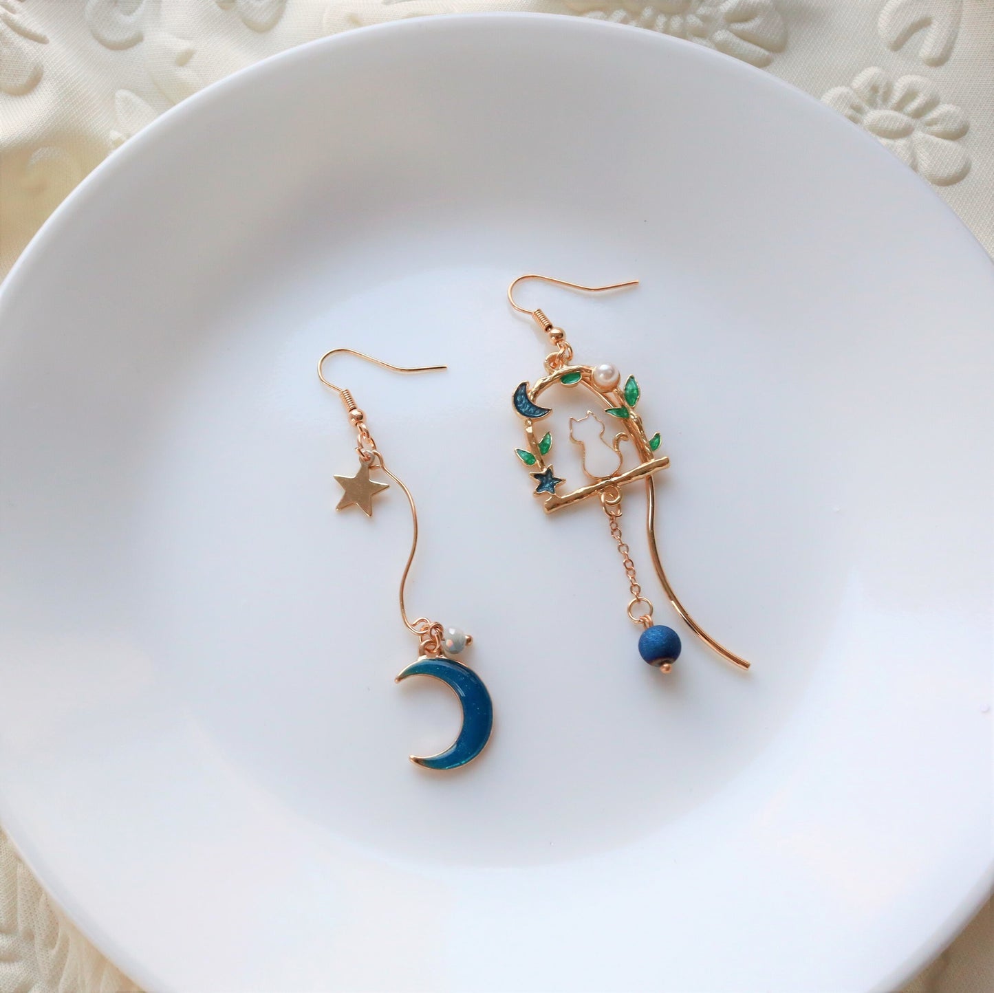 Blue Moon Cat Cute Dangle Earrings