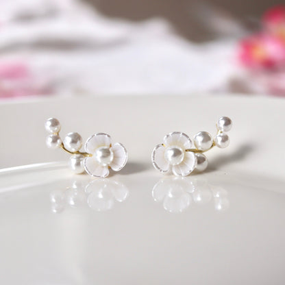 White Flower with Pearls Earrings